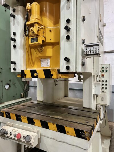 AMADA JAPAN MODEL:TP-200 - Image 5