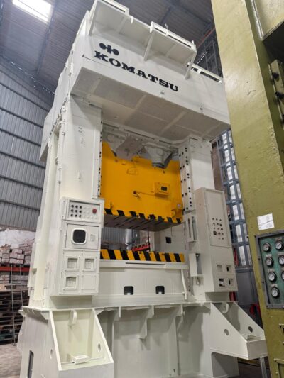 KOMATSU JAPAN MODEL: E2F-400 - Image 3