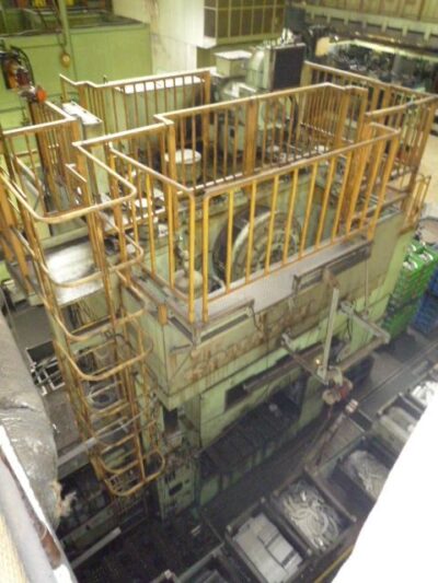 KOMATSU JAPAN MODEL: E2F-400 - Image 6