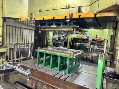 SSANGYONG - (SIMPAC) KOREA PRESS LINE WITH ROBOTS - Image 3