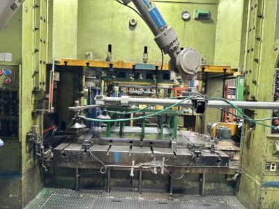 SSANGYONG - (SIMPAC) KOREA PRESS LINE WITH ROBOTS - Image 9