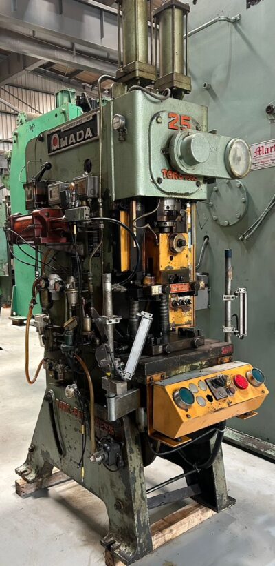 AMADA JAPAN MODEL : TP-25X - Image 1