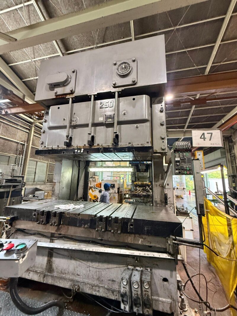 1990 AMADA JAPAN MODEL TPW-250C-1